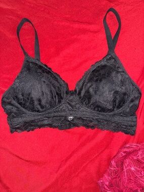No Boundaries Black Lace Bralette